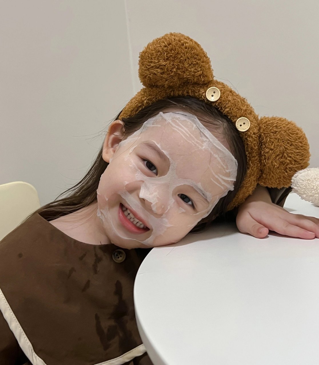 好喜欢她的各种小表情 #萌娃日常# #骗你生女儿# #头像分享# #可爱