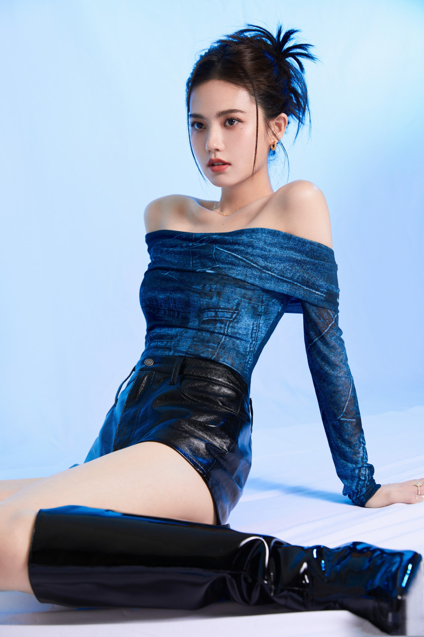 姜珮瑶,男人装写真