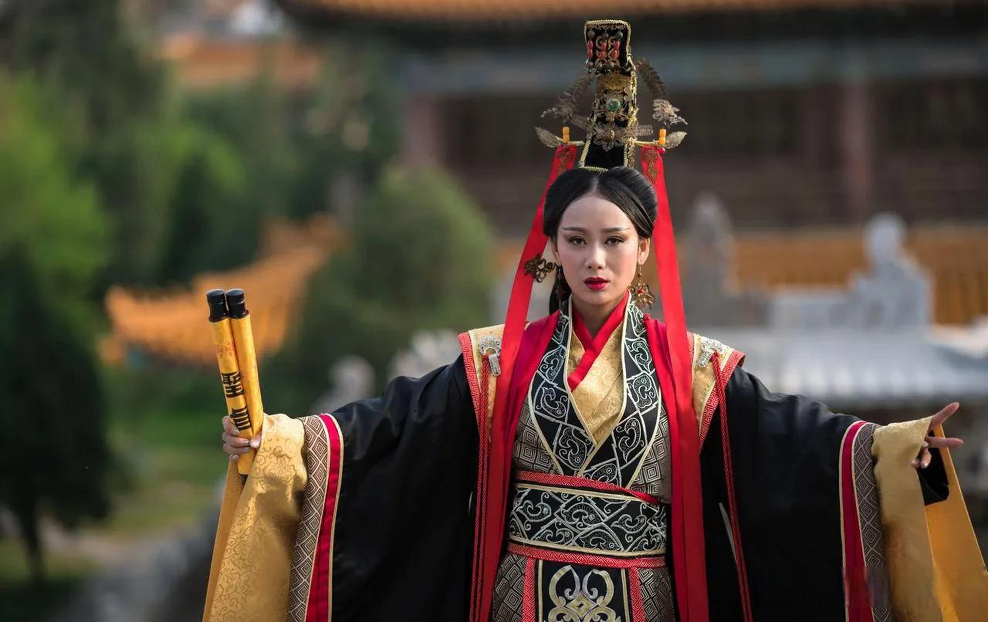 芈月本是楚国公主,聪明漂亮,在战国时期和春申君黄歇还有过一段真挚的