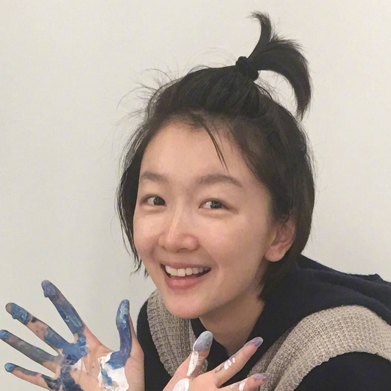 眼型基本知识(十一)& 下垂眼 & 上垂眼 图一: 演员张若昀 图二: 演员