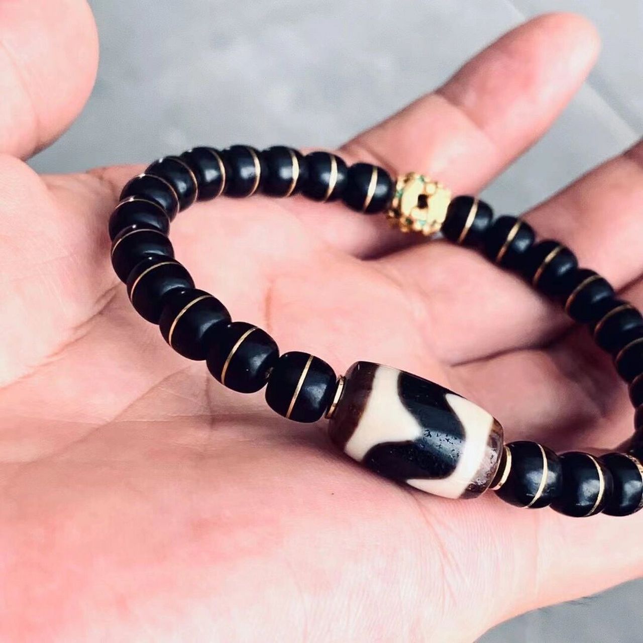 天珠搭配分享7915虎牙天珠 黑金椰蒂 98椰蒂和天珠的搭配,我