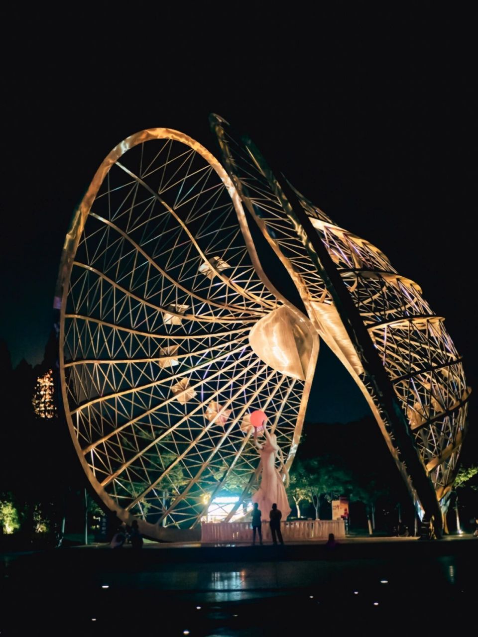 每一帧都是热爱|家乡蚌埠·张公山公园 史载蚌埠"古乃采珠之地",故而