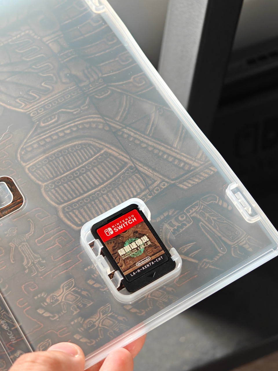 塞尔达传说王国之泪游戏卡带终于到了  可是最近根本就没空玩,都是