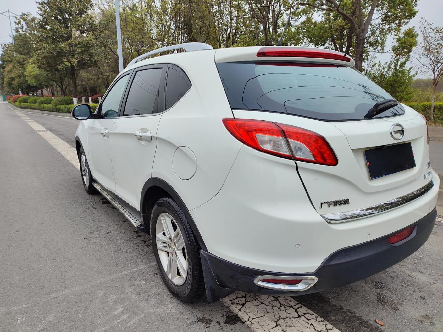 14年5月广汽传祺gs5自动挡2.0自吸5at,行驶8.