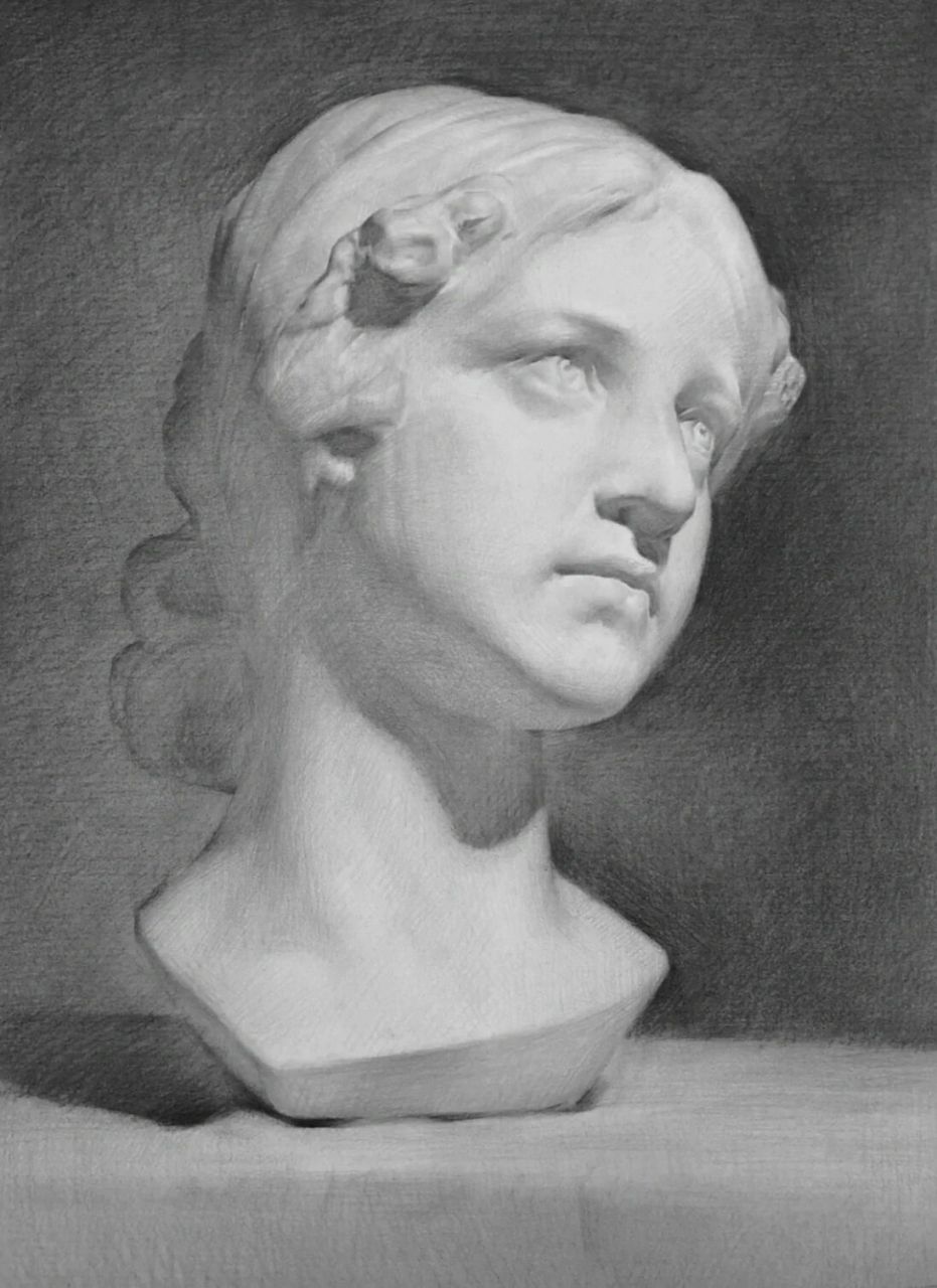 素描石膏像·(左滑看步骤) @· · ·       原图片素材出自7515