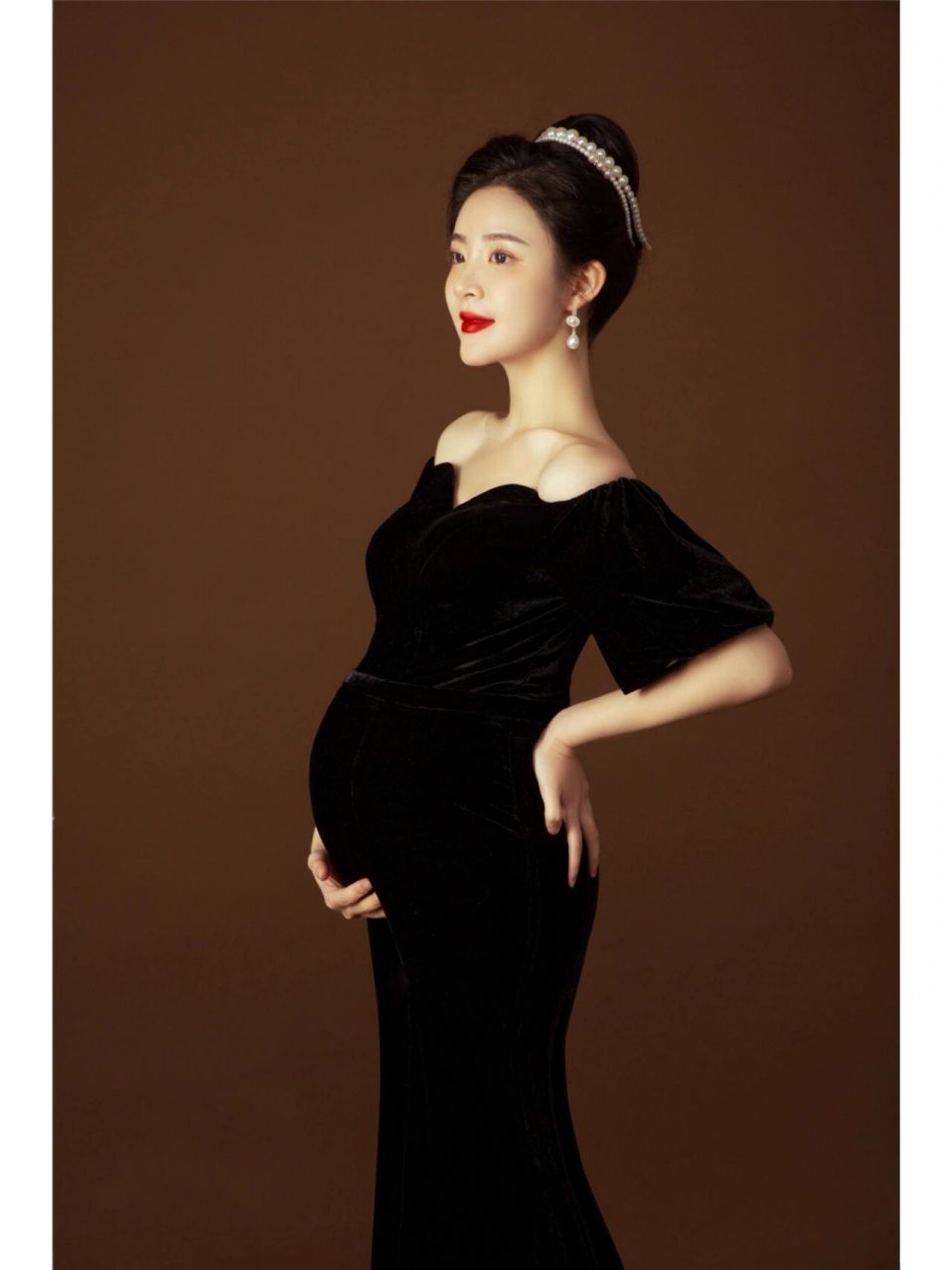 赫本风孕妇照‖温柔高级又不露肚子的孕妇照 经典的赫本风孕妇照 	 经