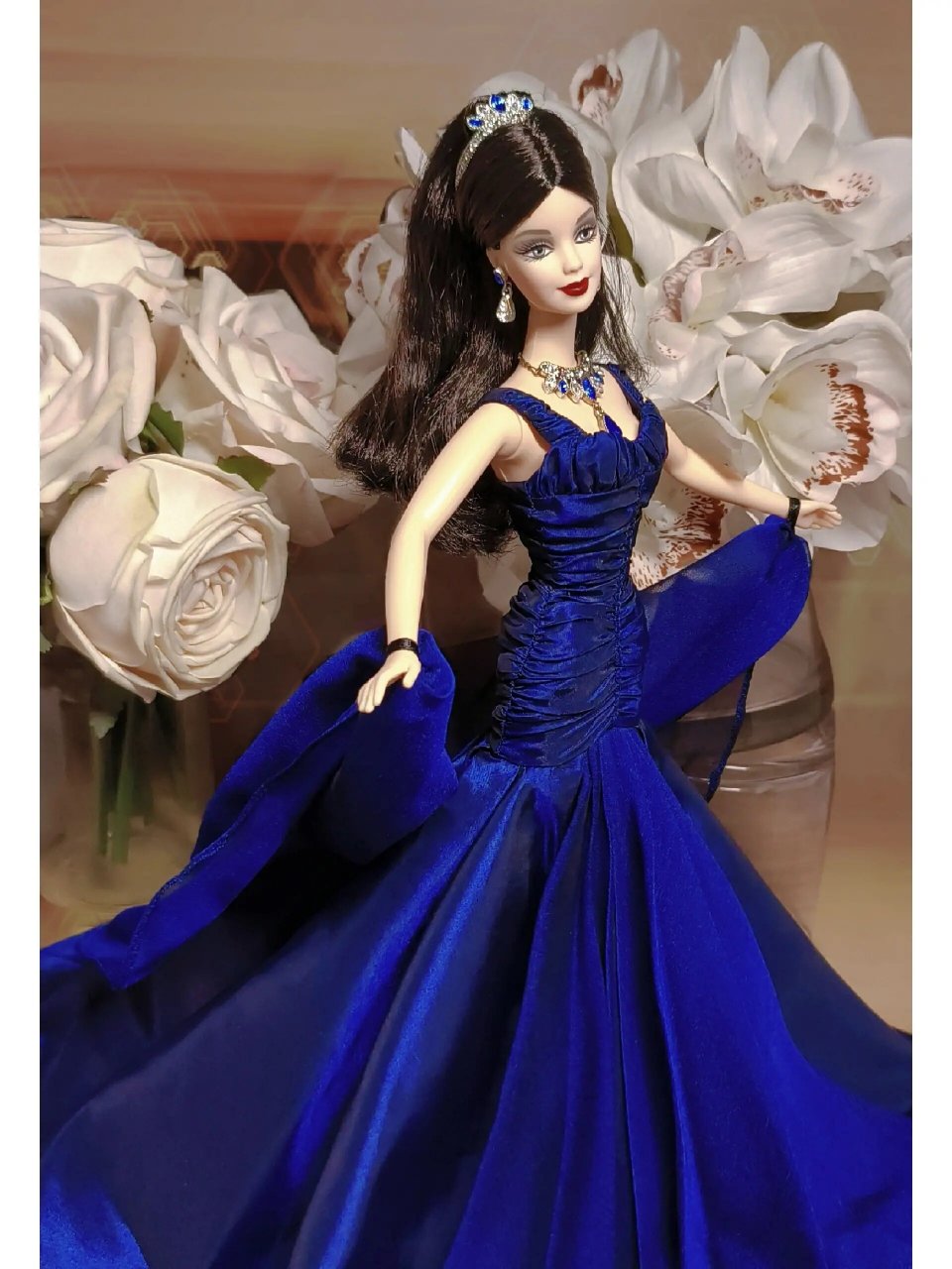 barbie芭比   蓝宝石皇后 barbie芭比   蓝宝石皇后 发行时间:2000