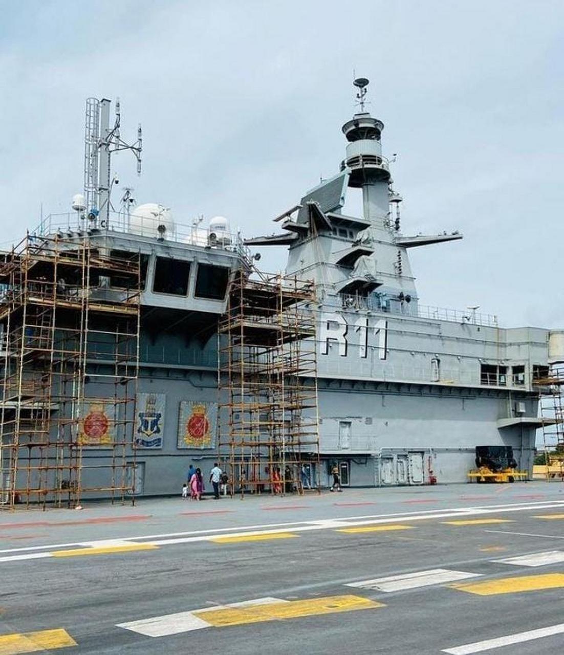 图1为印度海军维克兰特号航母返回科钦造船厂开始准备安装el/m