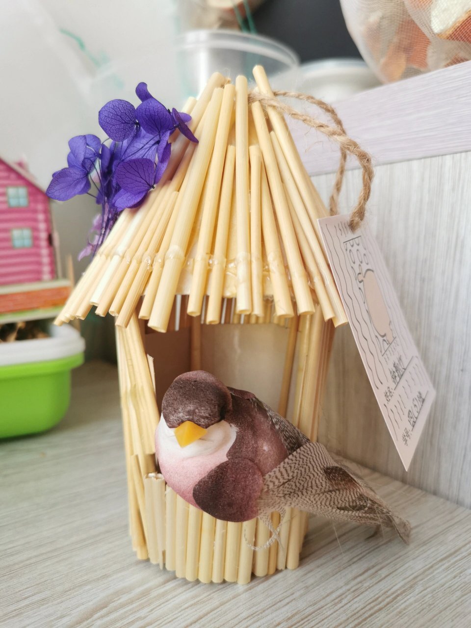 麦秸杆手工 花了几个小时,和菠菜一起完成麦秸杆小鸟窝,菠菜每次和你