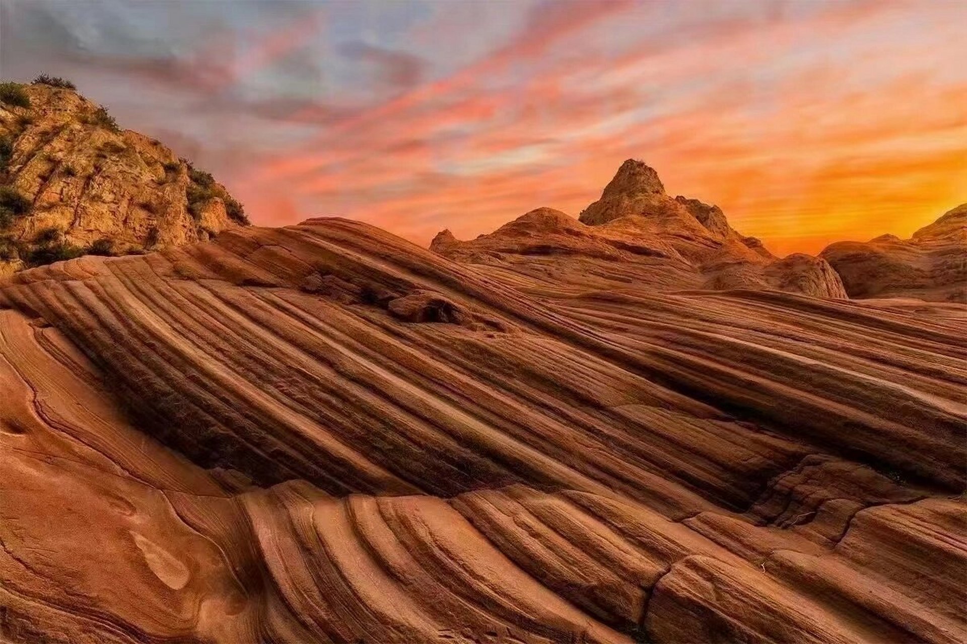 波浪谷游攻略 波浪谷位于陕西榆林靖边县龙州乡镇 919191景区