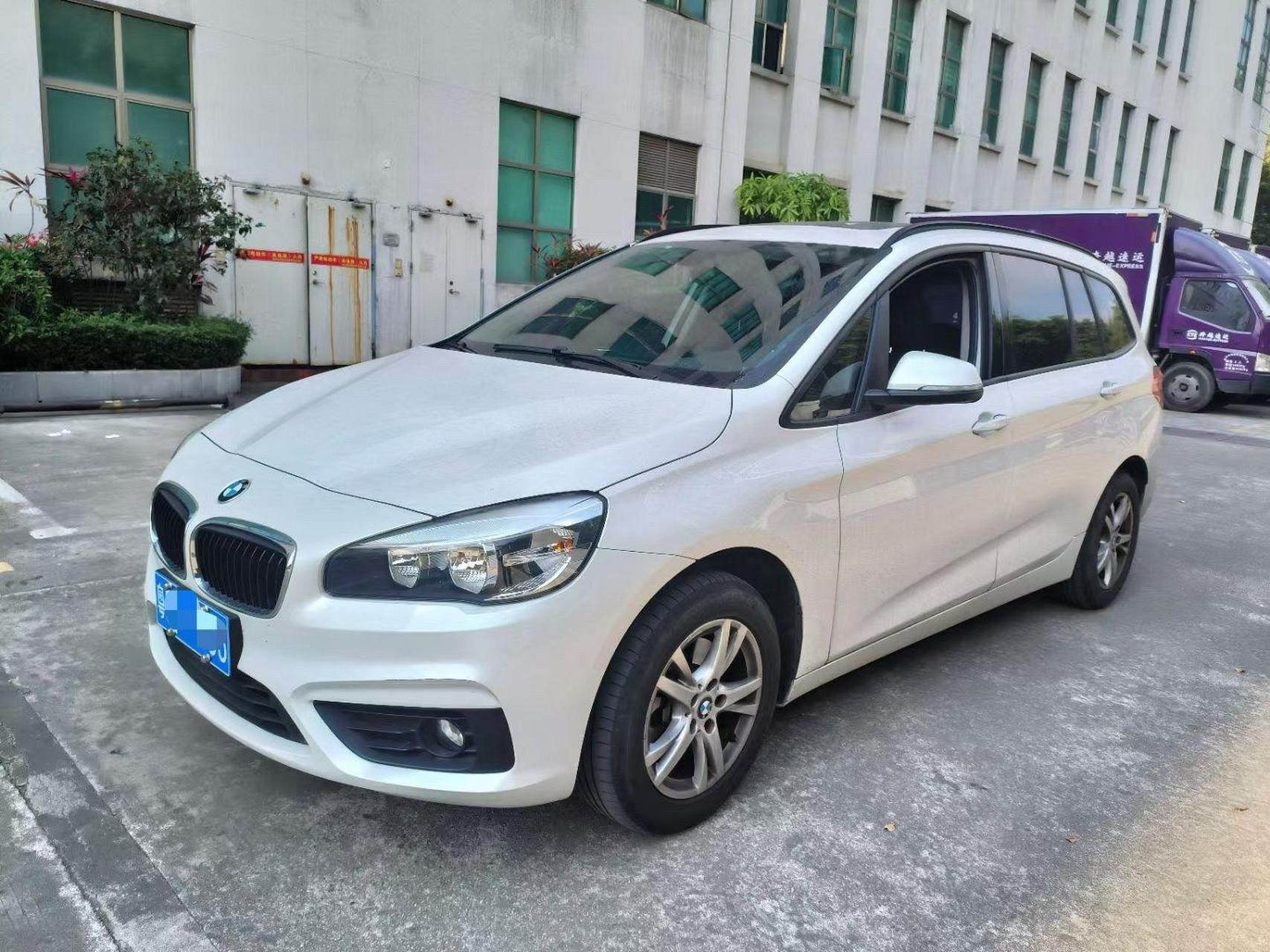 宝马218i进口7座mpv.进口宝马2系  7座  多功能旅行 17年上牌,1.