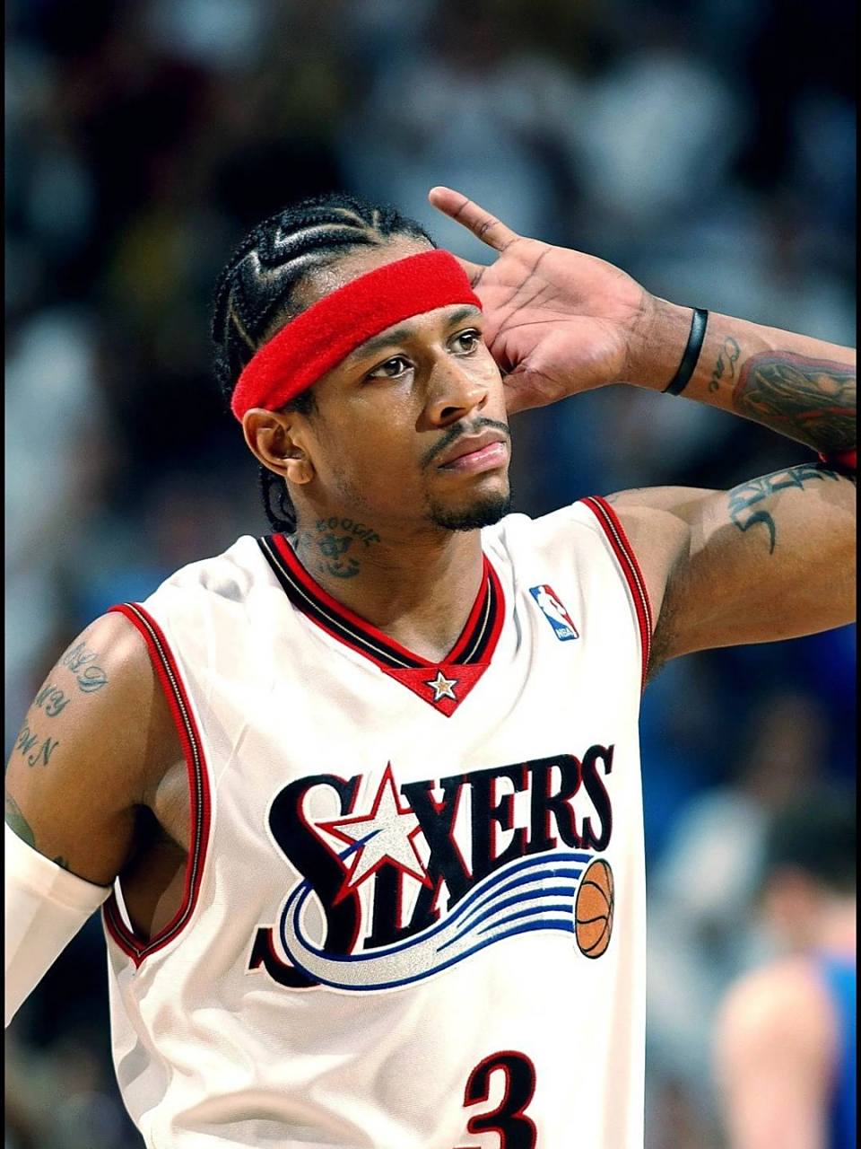 nba巨星—阿伦·艾弗森 阿伦·艾弗森(allen iverson),1975年6月7日