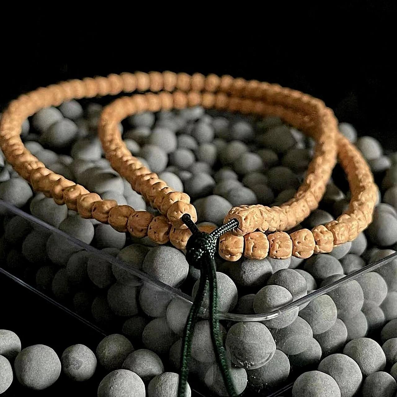 佛手小金刚真的是"三日红"懒人文玩首选70 今天分享一条懒人文玩