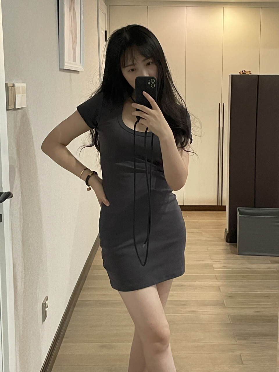 手臂粗 有小肚子 微胖 但提不起减肥的动力啊 哎!