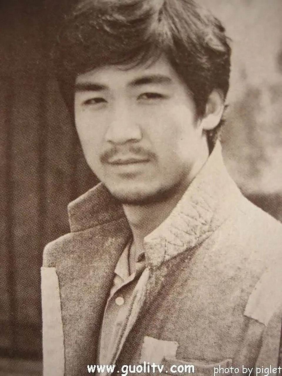 张国立年轻时候,潦草的帅气[ok]