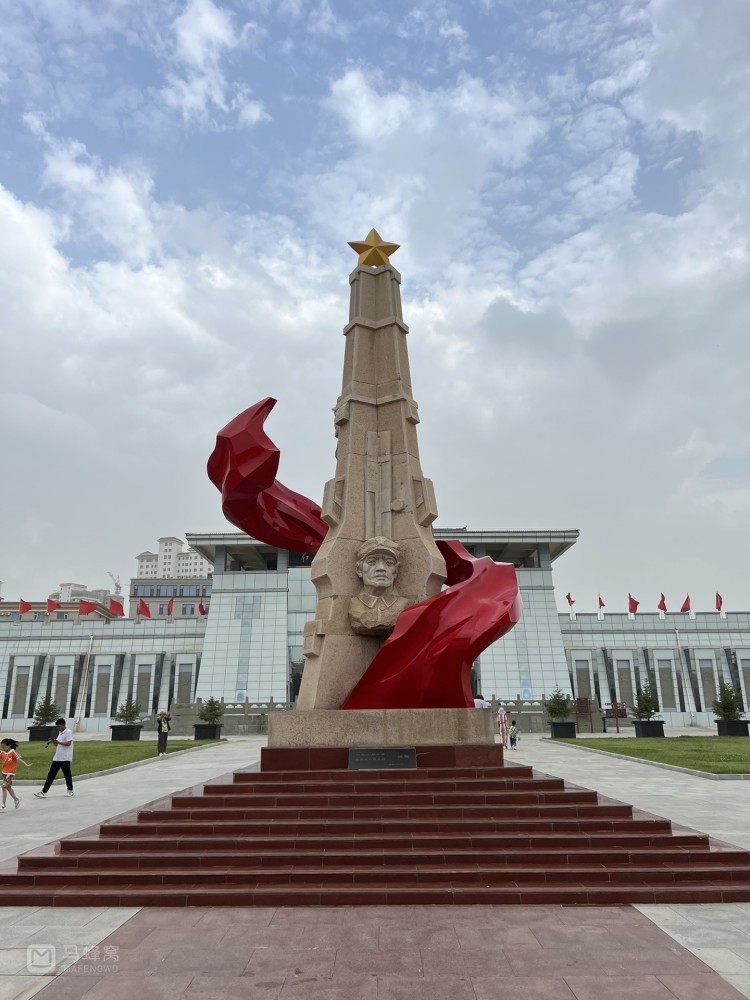 会宁会师塔