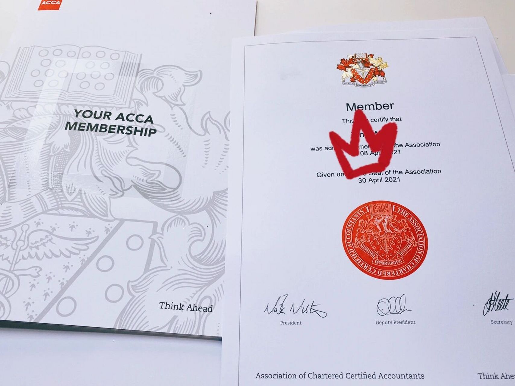 学习篇|acca证书 等了四五个月终于收到千里迢迢寄过来的新鲜出炉的