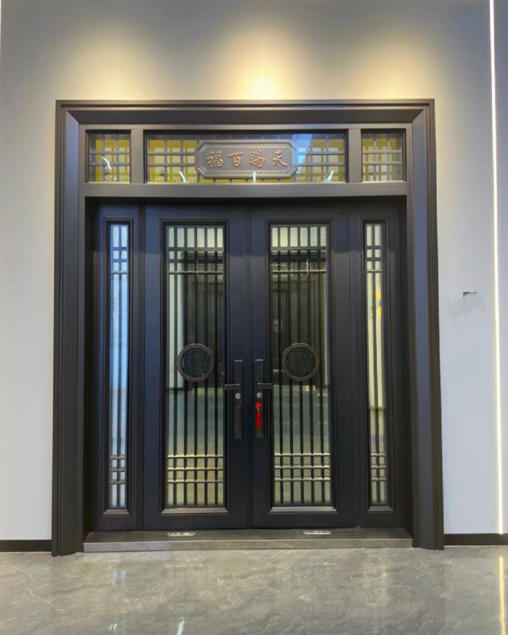 锌合金玻璃拼接门,让你家里不一样的感觉