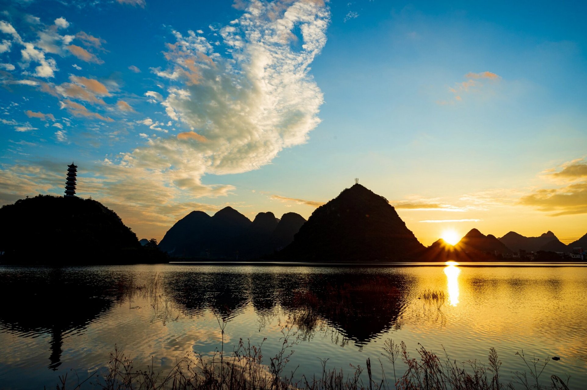 罗城仫佬族自治县成龙湖 绿水青山