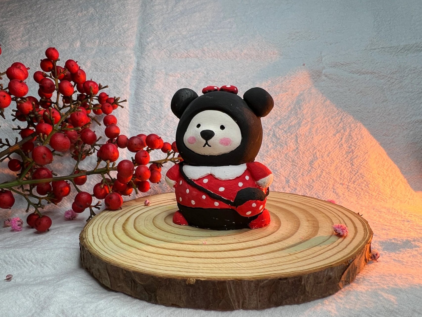 石膏娃娃熊涂色 这两天迷上了石膏小熊,真的太治愈了 临摹的这批颜色