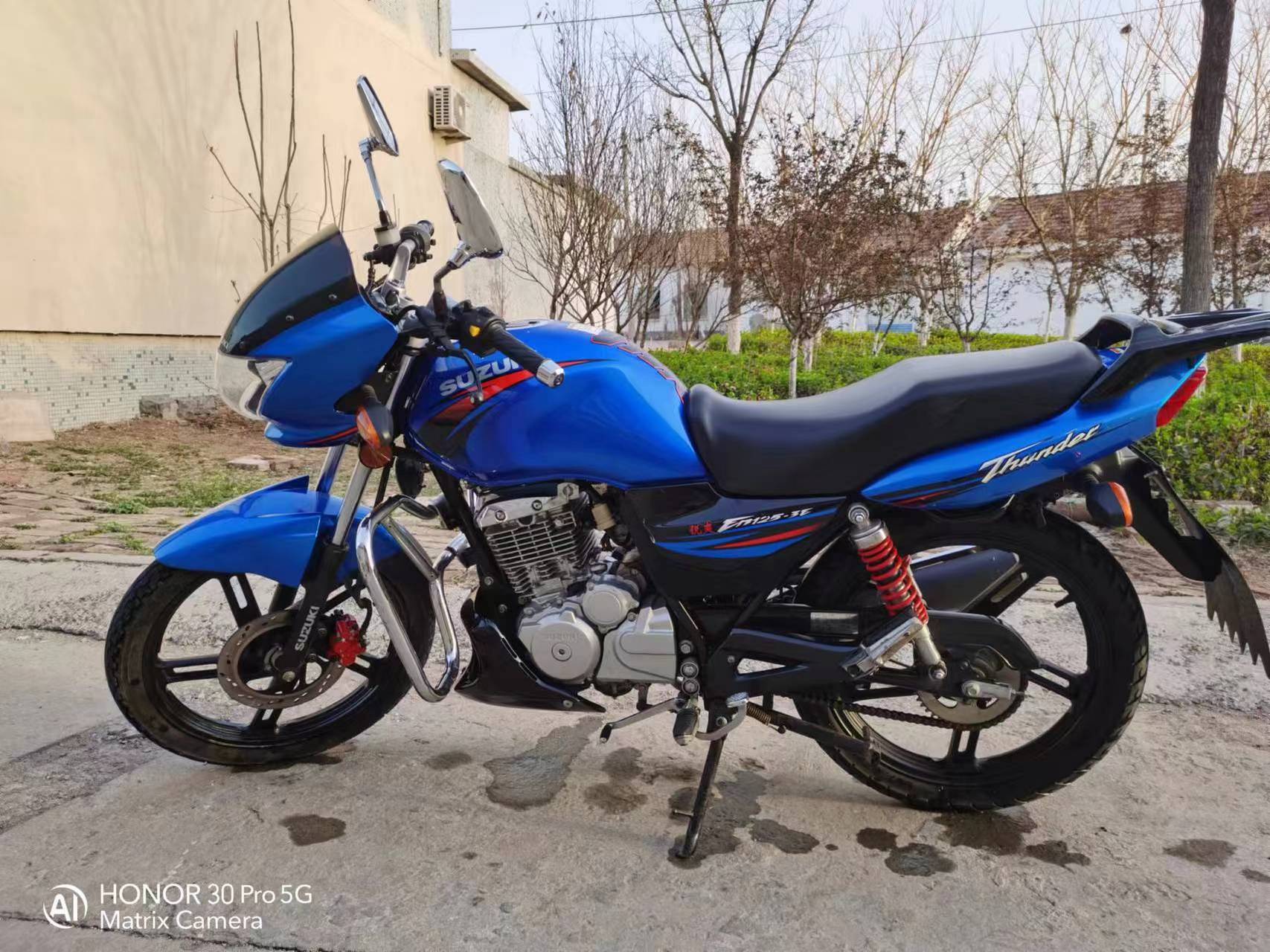 新到11年底铃木锐爽3e 全部原装 实表实数 原版原漆车库吃灰多年