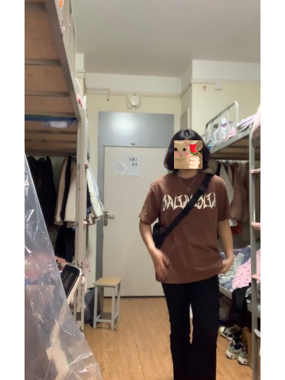 买短袖对肩宽背厚还有点93的我来说简直是灾难啊啊啊啊啊!