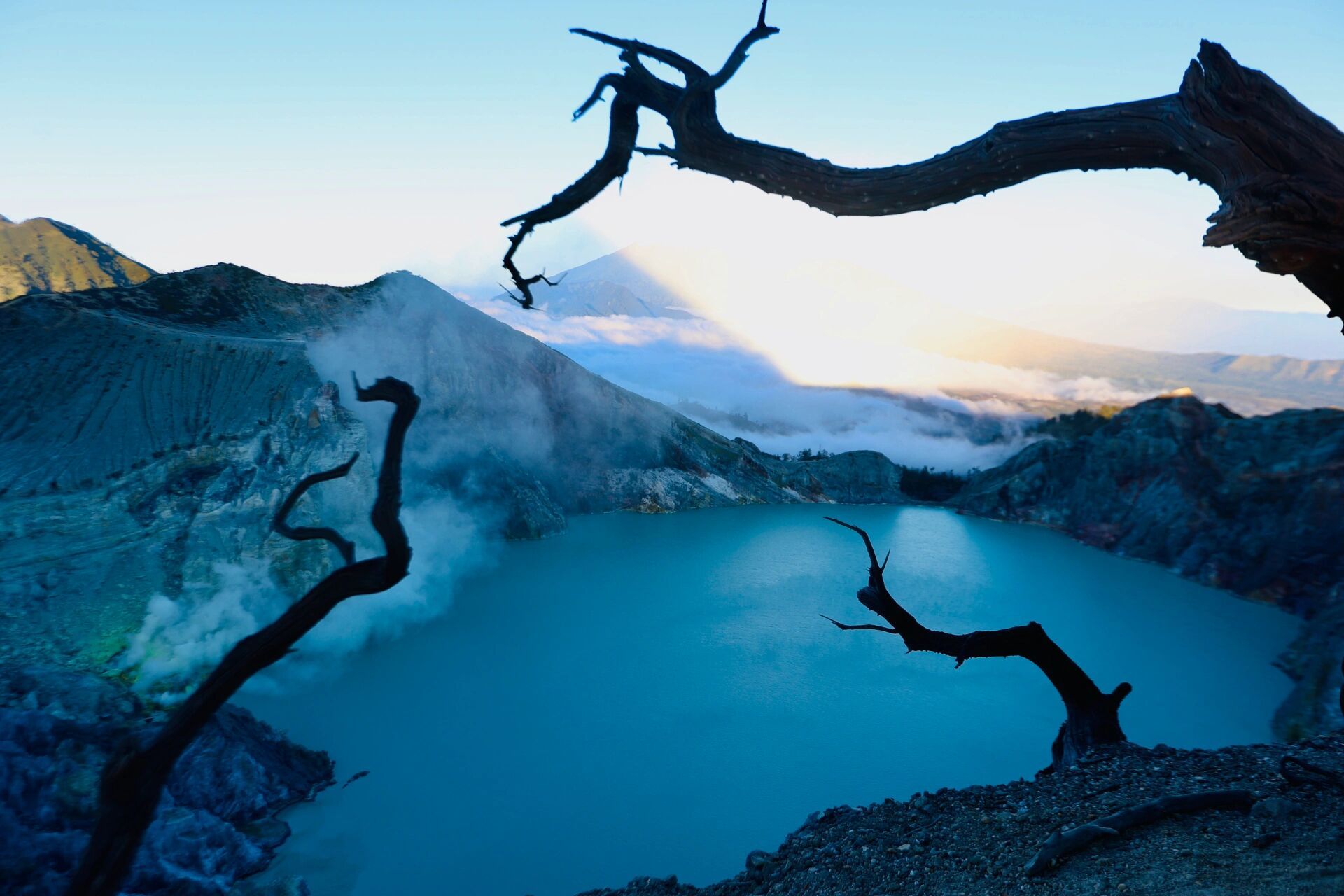 关于印尼旅行的一些建议 告别了晨光中的特尔纳特岛,这次不到十天的