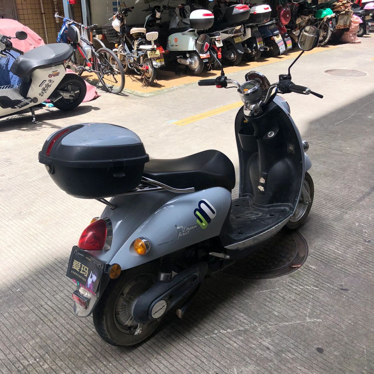 爱玛小龟电动车!续航50公里! 骑行一个多月!现在把车出了!