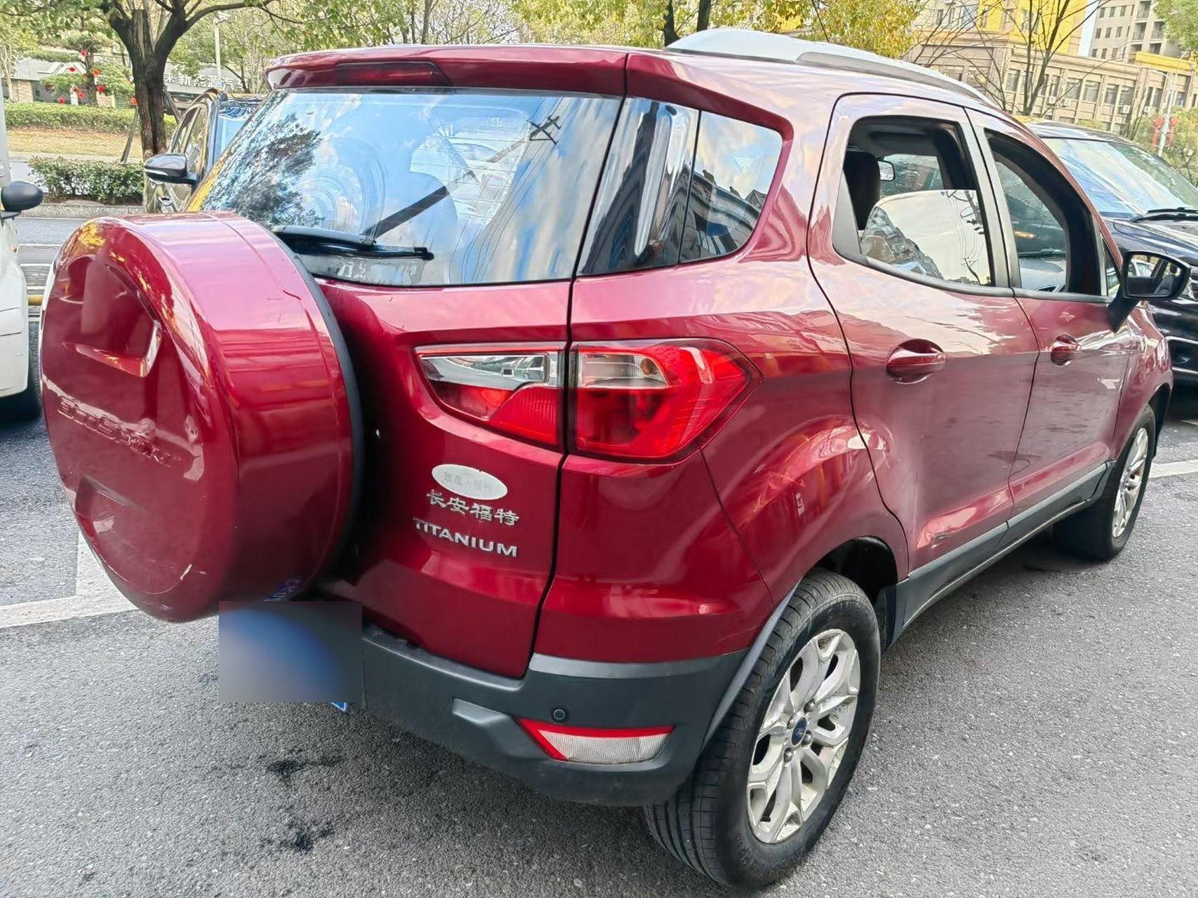 15年福特翼搏1.5排量,自动挡带天窗价格便宜 36000 包过户 包上牌
