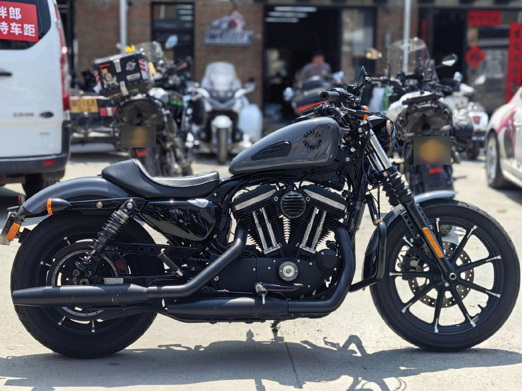 22年 哈雷 883n硬汉  行驶7000公里 带点小改件  价格￥68800喜欢联系