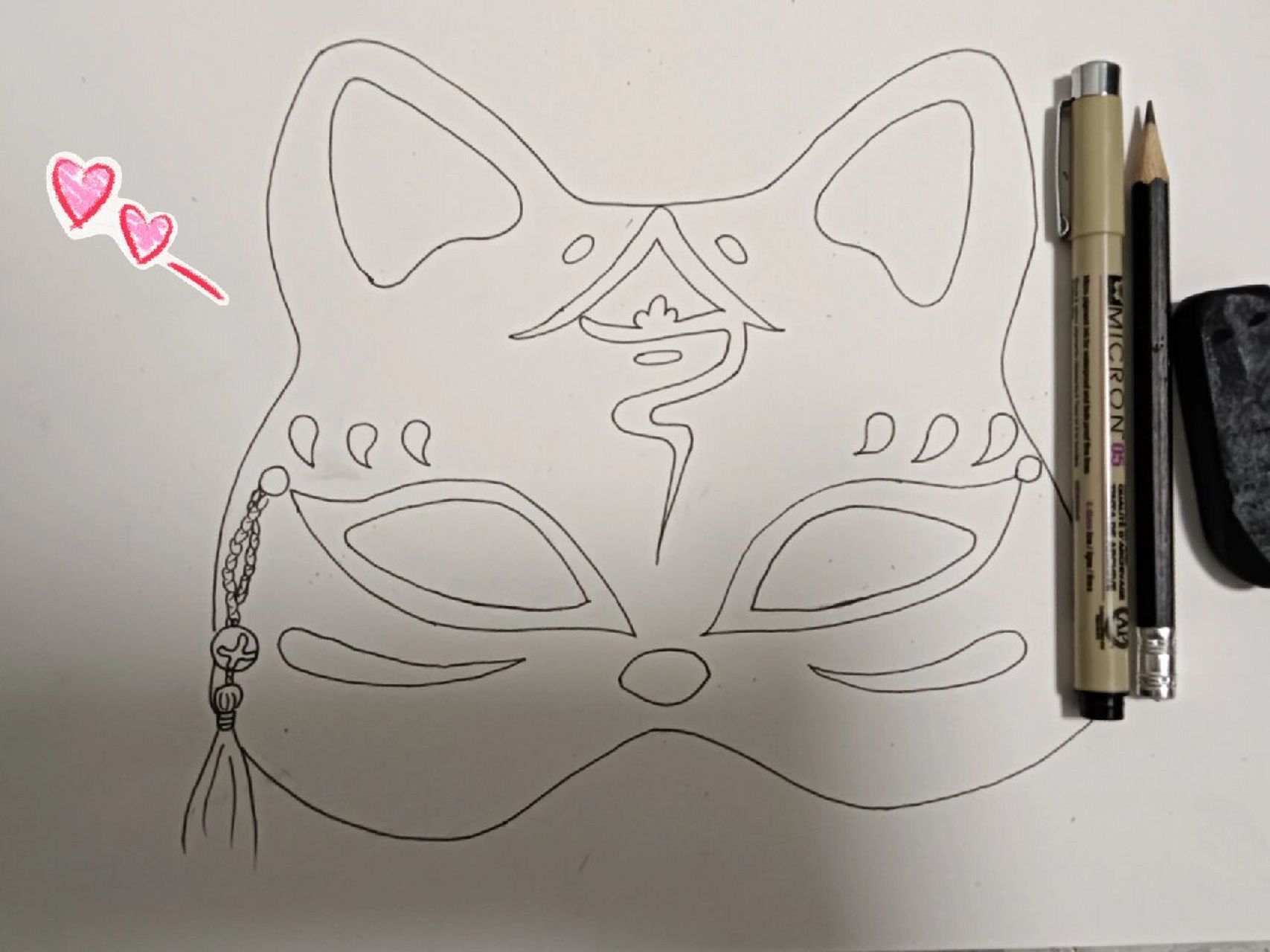 一个狐狸面具就画好了,简单好看.