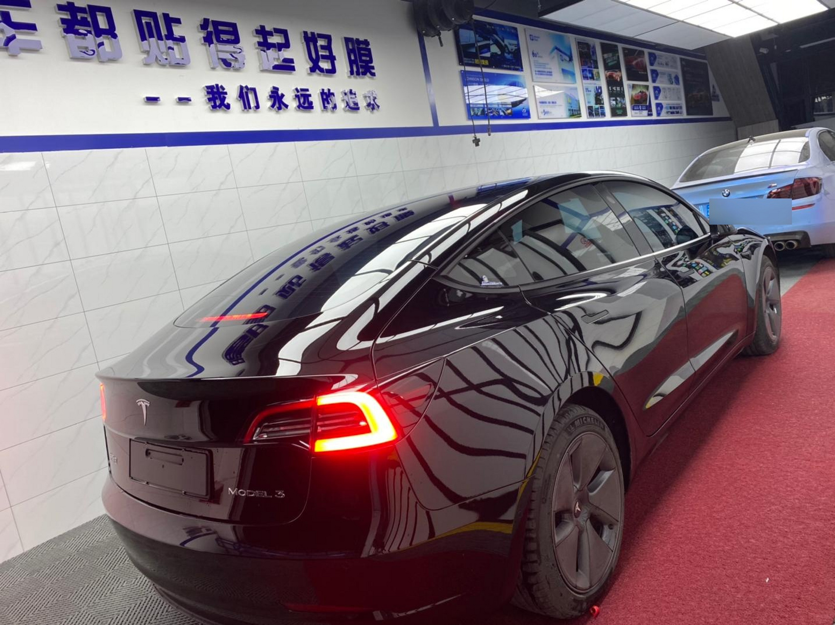 【强生膜】 电动汽车的最爱--强生窗膜 三叉戟99 tri75 真安全--4.