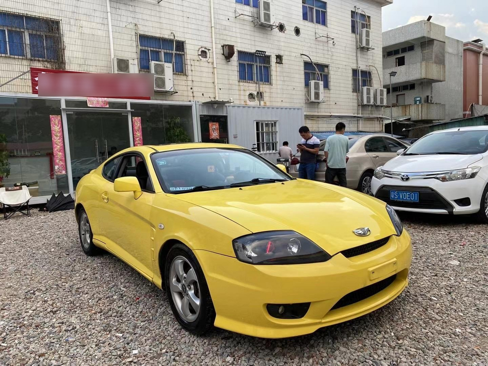 2006年现代酷派 两门四座轿跑 自动挡 高配带天窗 无边框车门 赛道