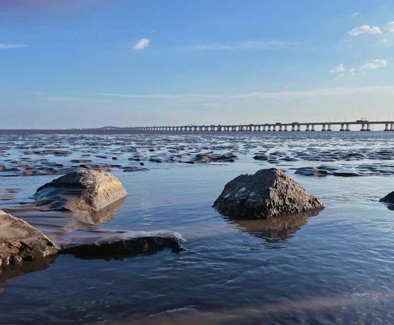 05南汇新城海滩&南汇嘴观海公园 9015南汇新城海滩 地址:上海市