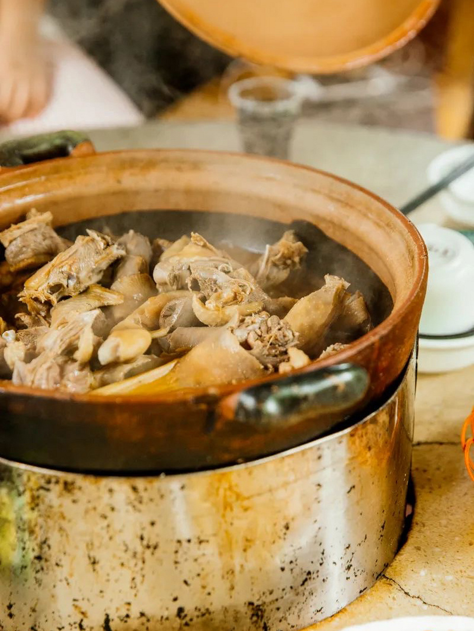 海南必吃美食|97出圈的屯昌枫木香草鸭17 说到屯昌,火出圈的少不