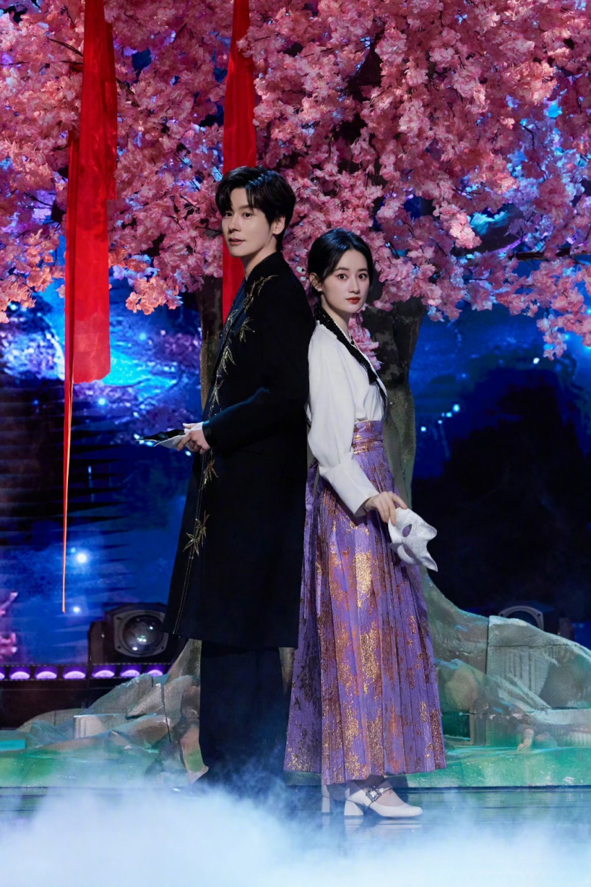 郭晓婷135黄景瑜246王一博#郭晓婷梦要做的浩荡,135黄景瑜接我,246王