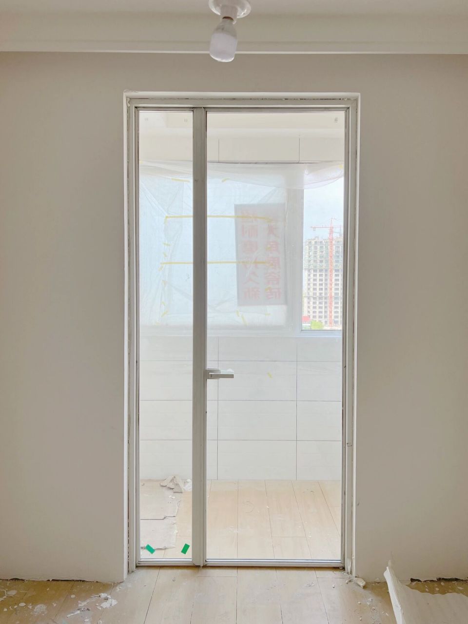 hello宝子们78 上次发完长虹玻璃门之后有宝子问我阳台的极窄子母门