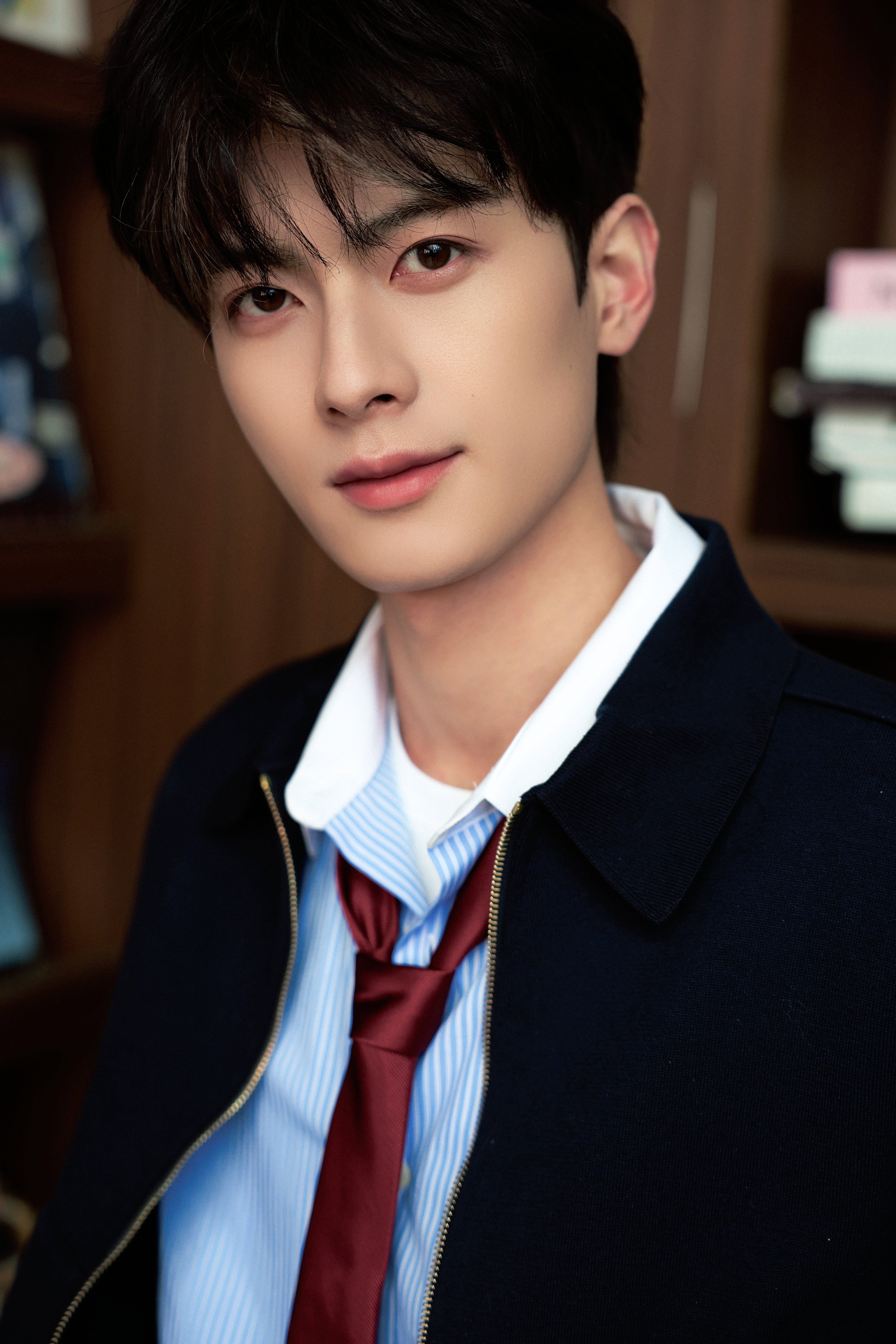 复古摩登,肆意随性,定格熠熠风采,和陈鹤一一起共