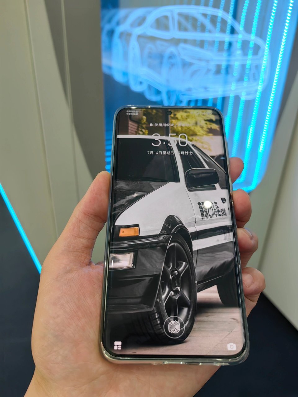 华为mate50pro p60pro壁纸 男生的壁纸当然要有机车啦