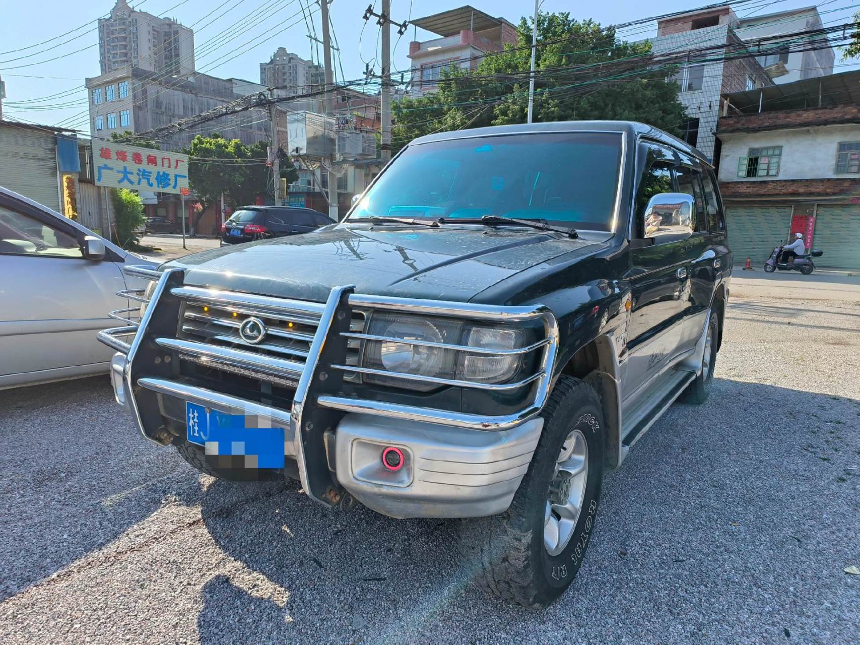 柴油两驱  2011年9月份的猎豹黑金刚原装柴油2.