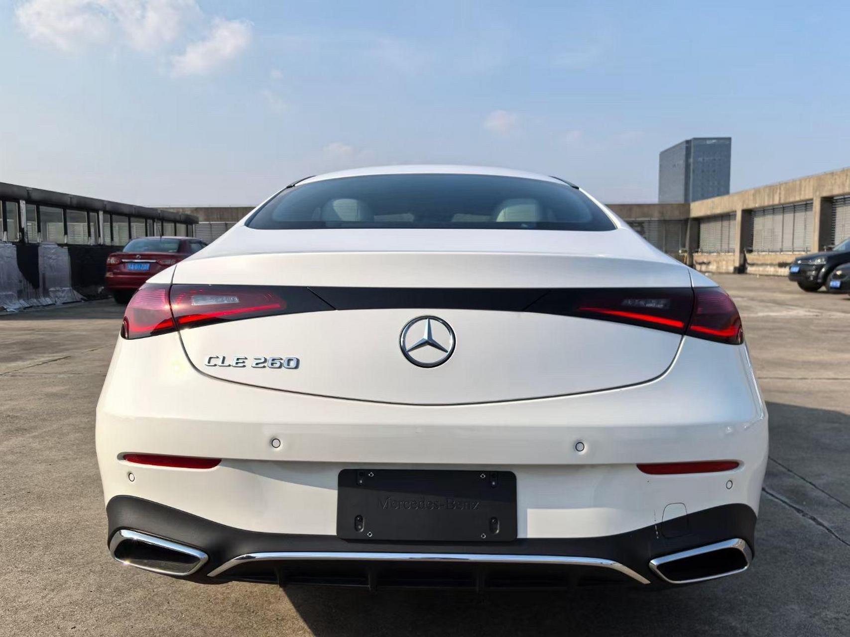 24款奔驰cle260 轿跑车(进口) 指导价:45.