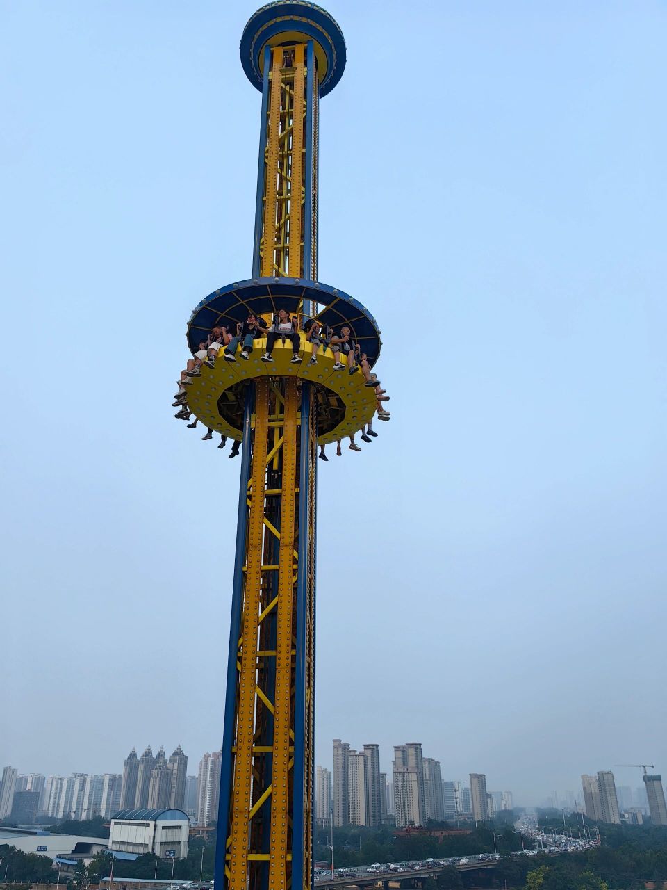 来我家乡玩一天|藏在屋顶的天空之城游乐场 石家庄塔谈天空之城游乐场