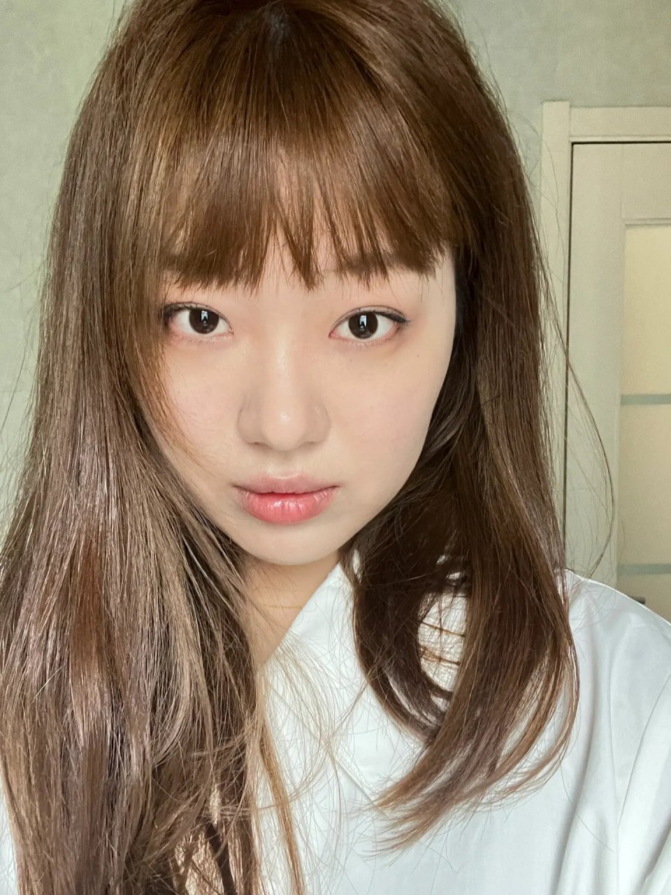 蜜糖浅金77璀璨灰棕(无需等待版) 头一次染那么浅的颜色,阳光底下就