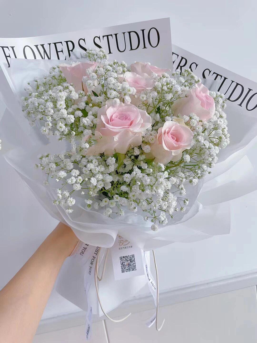 6种粉嫩的清新小花束我敢说你一看就喜欢 今天分享几款粉白清新小花束