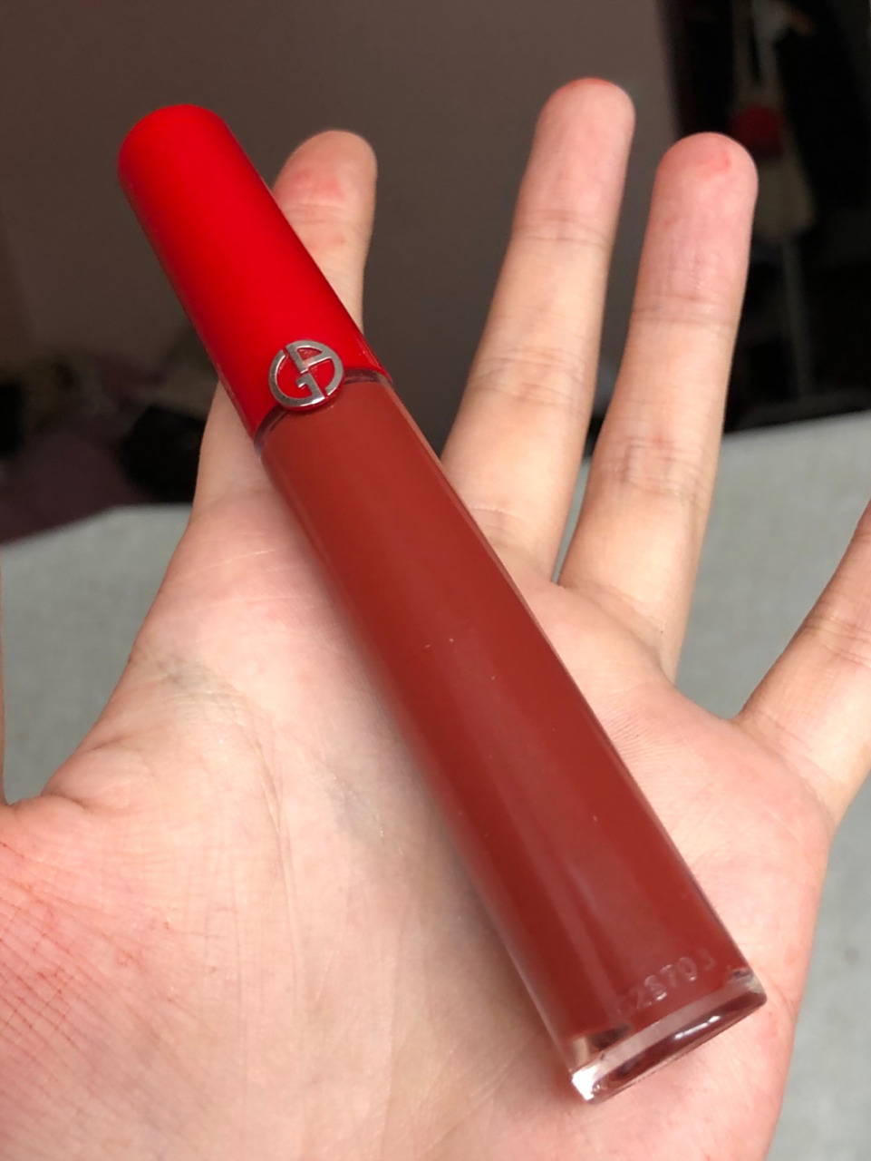 今天晚上来po一只阿玛尼新色206 这只当时看到试色是直击心脏那种