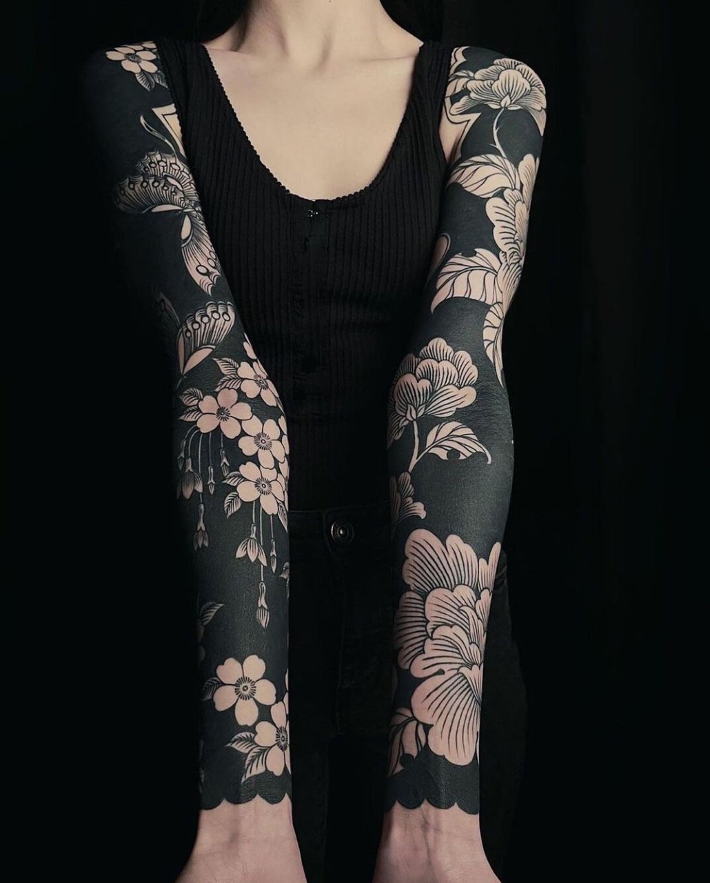 黑臂纹身 失败的花臂纹身可以借鉴这样修改