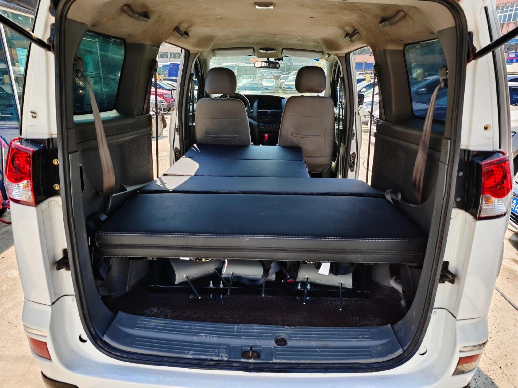 19年7月的东风帅客,和nv200一样,帅客改装房车,帅客改装露营车,nv200