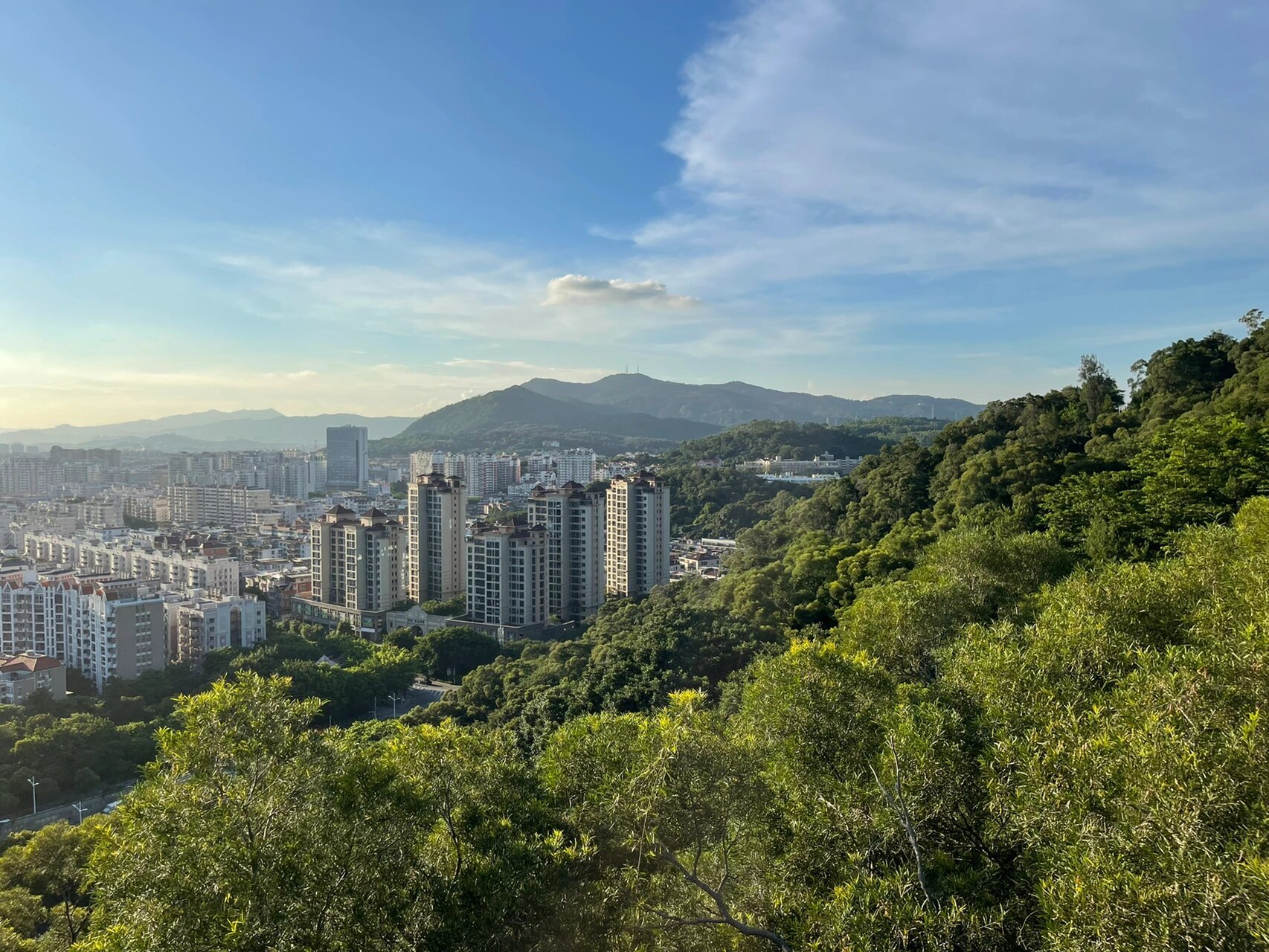 泉州郑成功公园～游玩攻略 泉州郑成功公园位于大坪山,距离古城约六