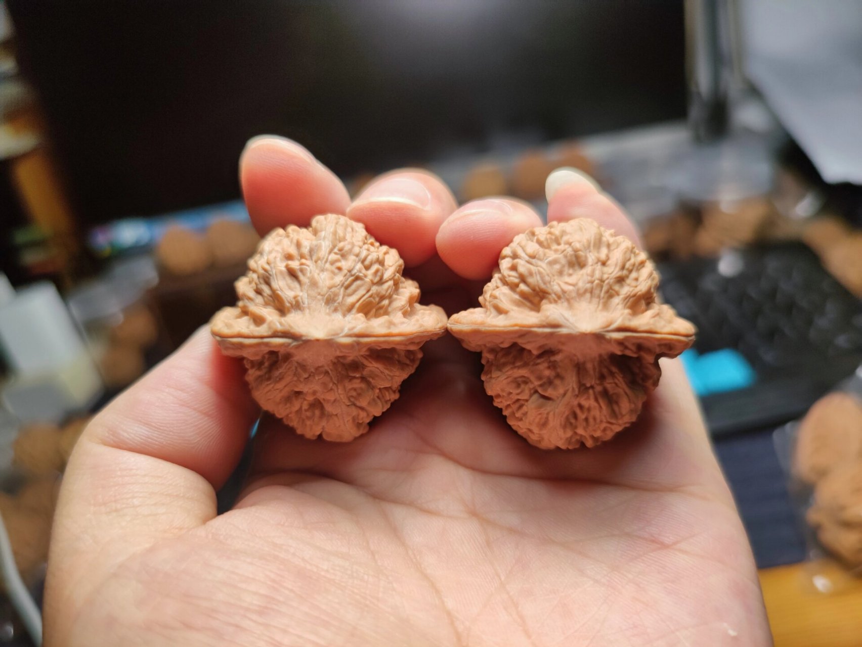 蚂蚁沟狮子头零元起拍小众文玩 蚂蚁沟狮子头零元起拍 尺寸:边39肚37