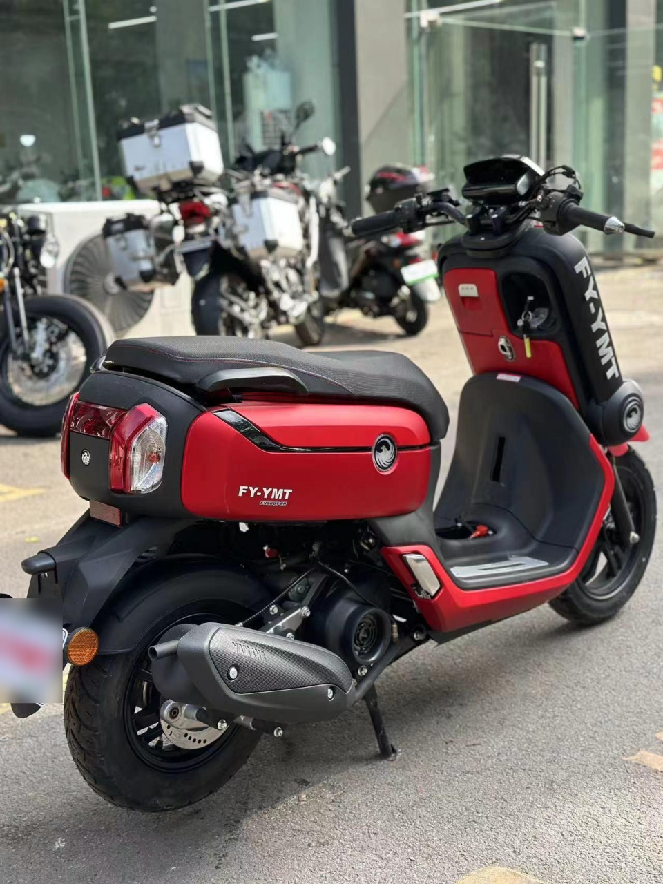 飞鹰e酷高配,23年全新车,雅马哈110发动机,前后碟刹, 原价9800元 现价